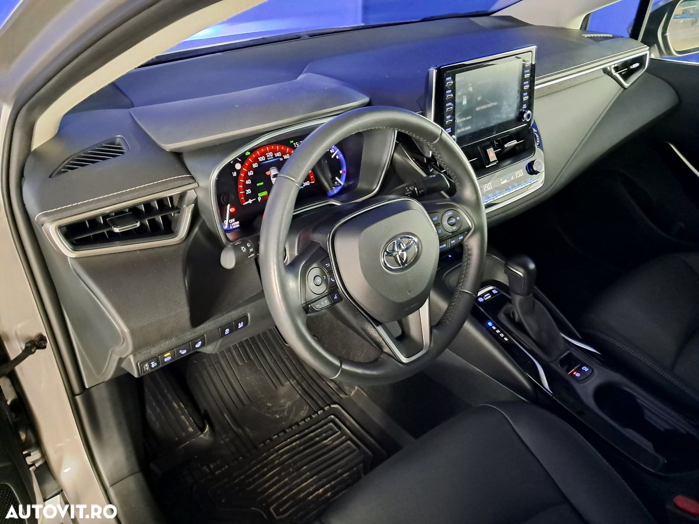 Toyota Corolla - 2