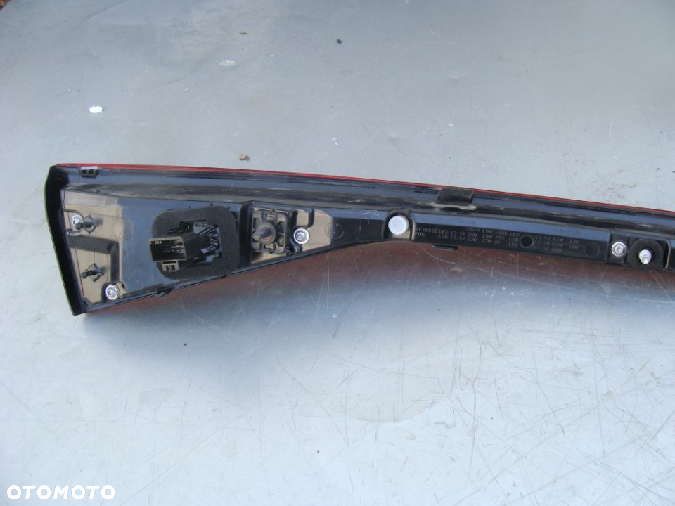 SEAT LEON IV LAMPA TYLNA W KLAPĘ BLENDA 5FA945307G - 8