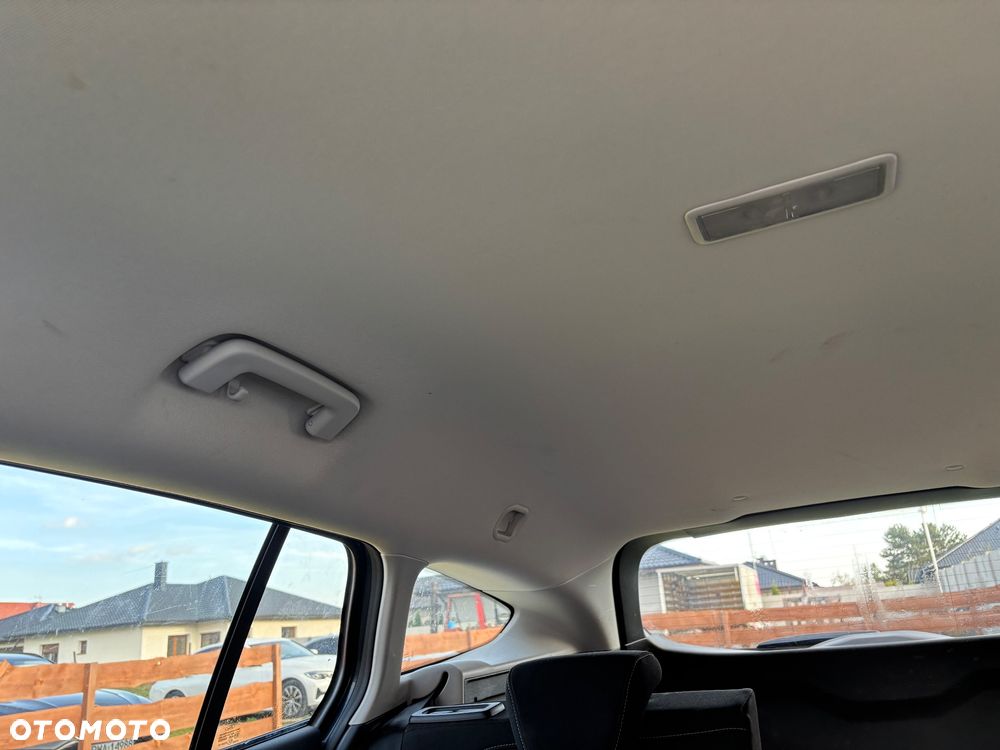 Ford Focus 1.0 EcoBoost mHEV Active X - 24