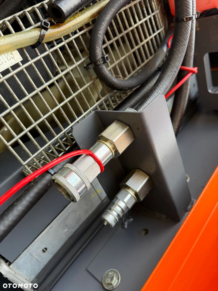 Atlas Copco QAS 40 KW Agregat prądotwórczy Przyczepa do rejestracji. inwerterowy wyciszony! 2018r. 5500mtg. JAK NOWY z Norwegii. Mocny silnik Turbo Kubota 4 cylindry 100km! Dekra aktualna. Opony zero zużycia. Zadbany Agregat. Odpala na Dotyk. Bogata Wersja! Prądnica Najlepsza PARTNER LEROY SOMER. - 23