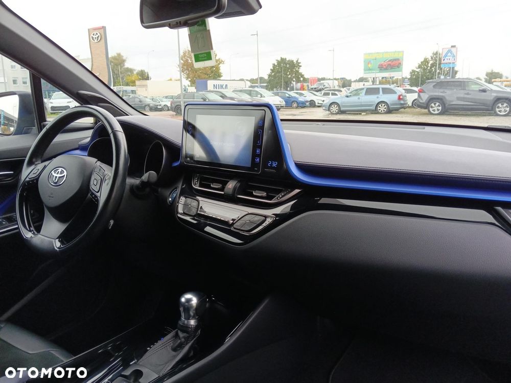 Toyota C-HR 1.8 Hybrid Dynamic - 10