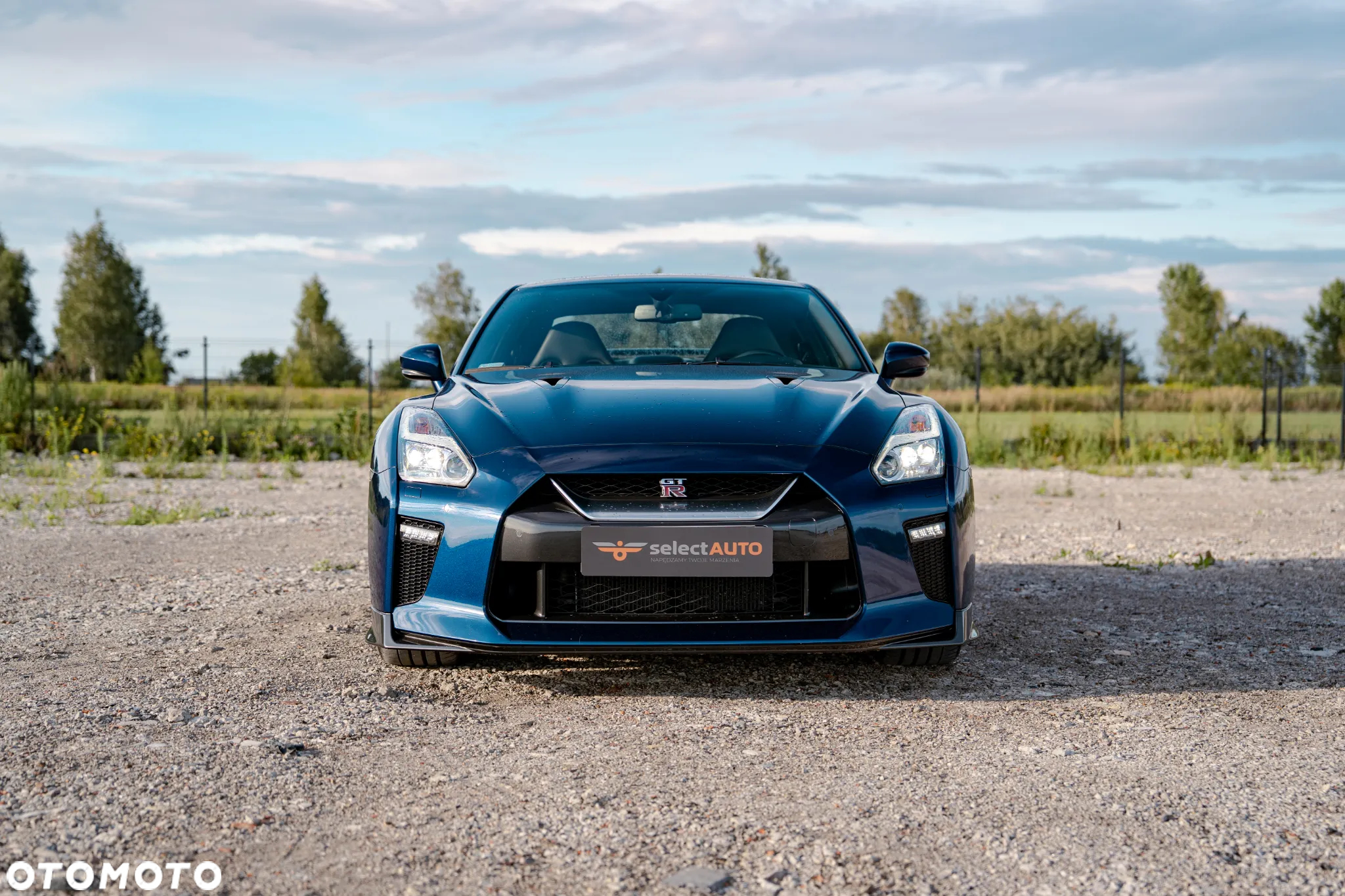 Nissan GT-R Prestige - 2