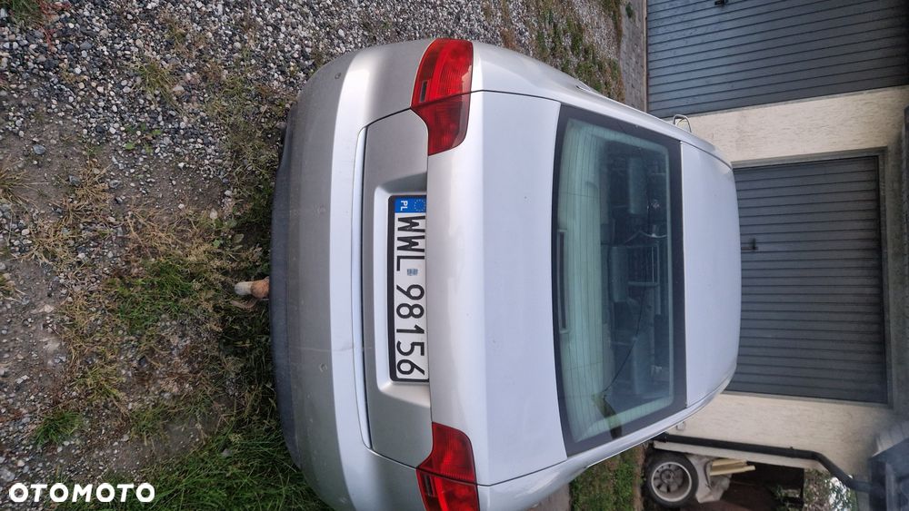 Audi A4 Limousine