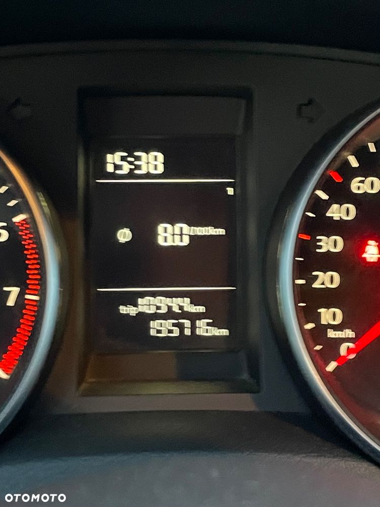 Volkswagen Golf VI 1.6 Comfortline - 17