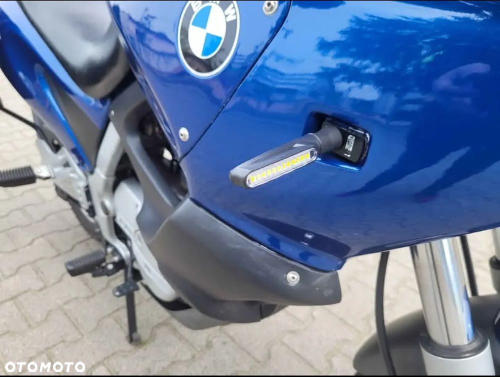 BMW F - 8