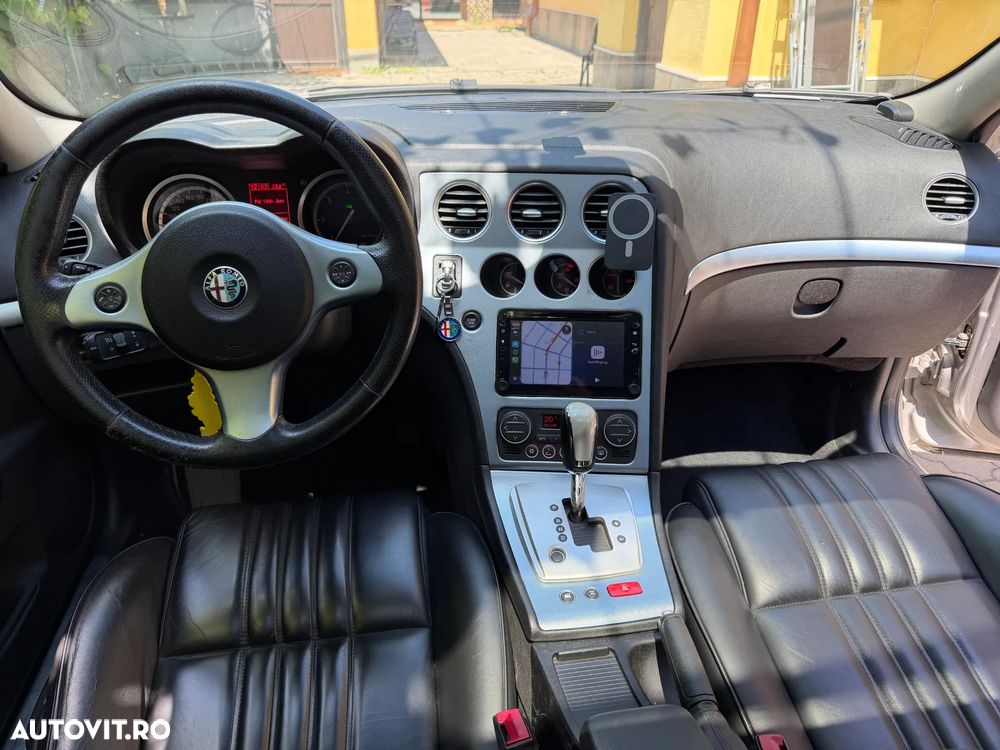 Alfa Romeo 159 1.9 JTDM 16V DPF Q-Tronic - 8