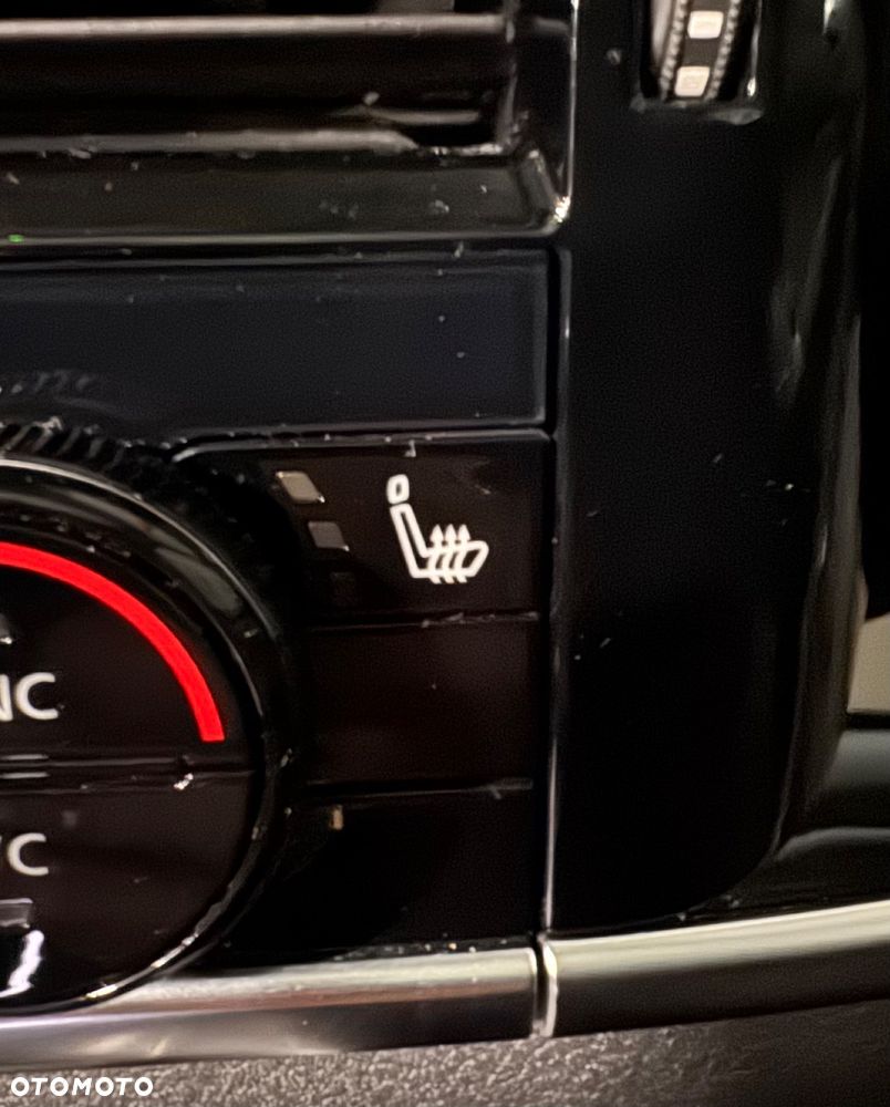 Nissan Qashqai 1.3 DIG-T N-Connecta DCT - 23