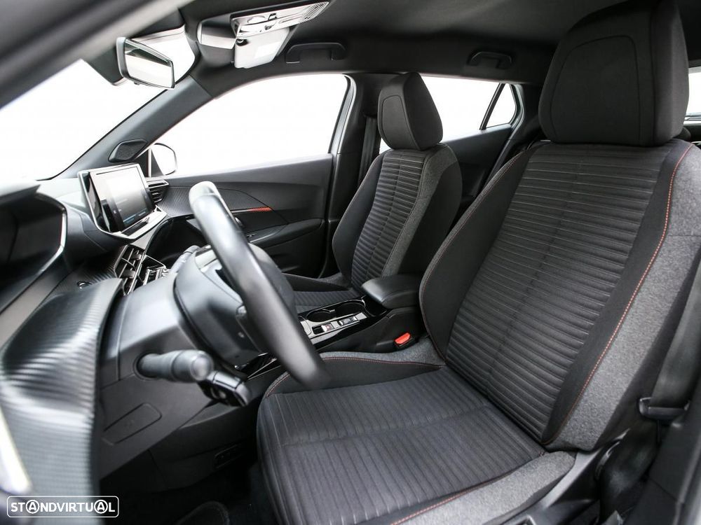 Peugeot e-2008 50 kWh Active Pack - 11