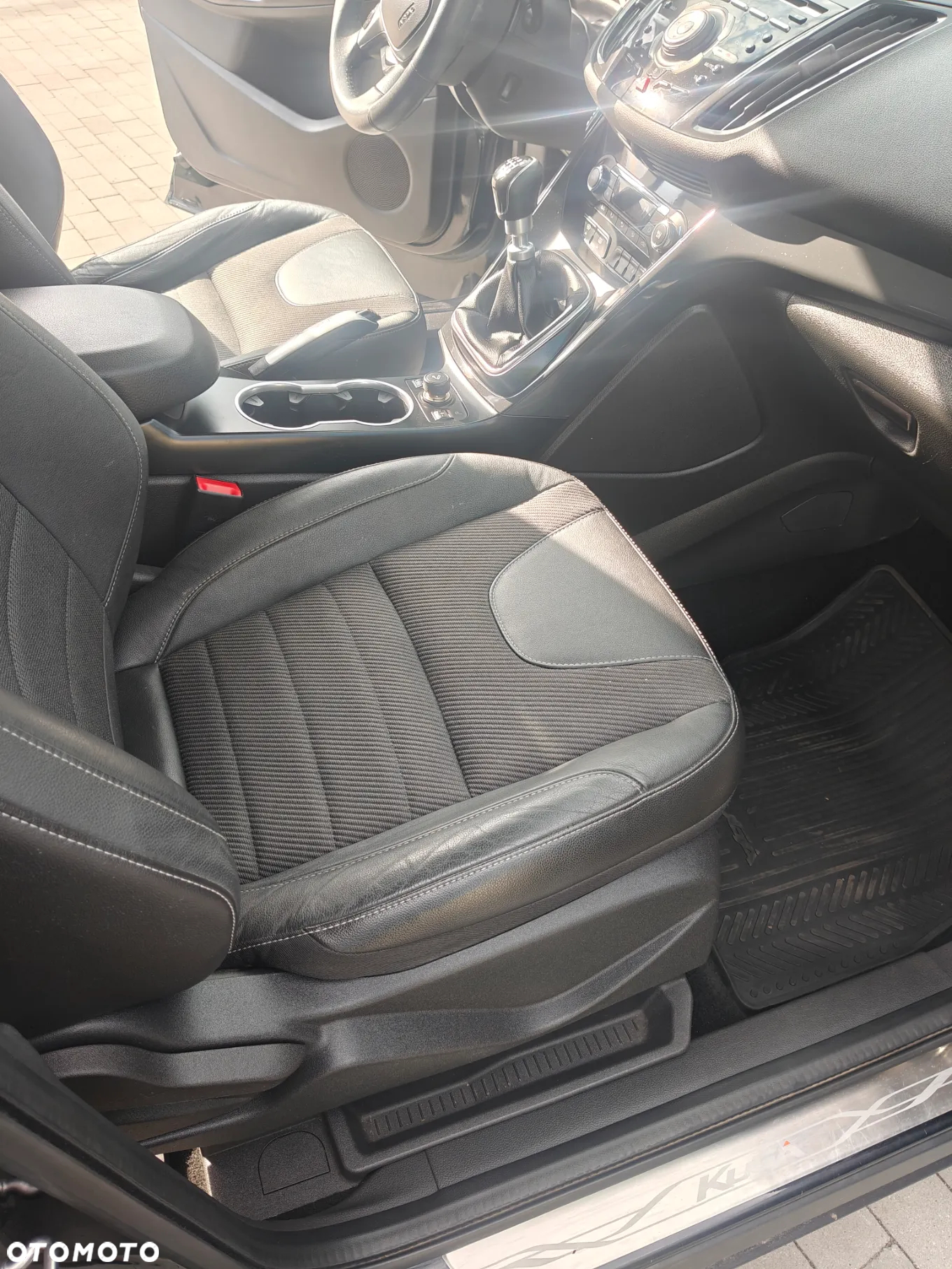 Ford Kuga 2.0 TDCi 4WD Trend - 26