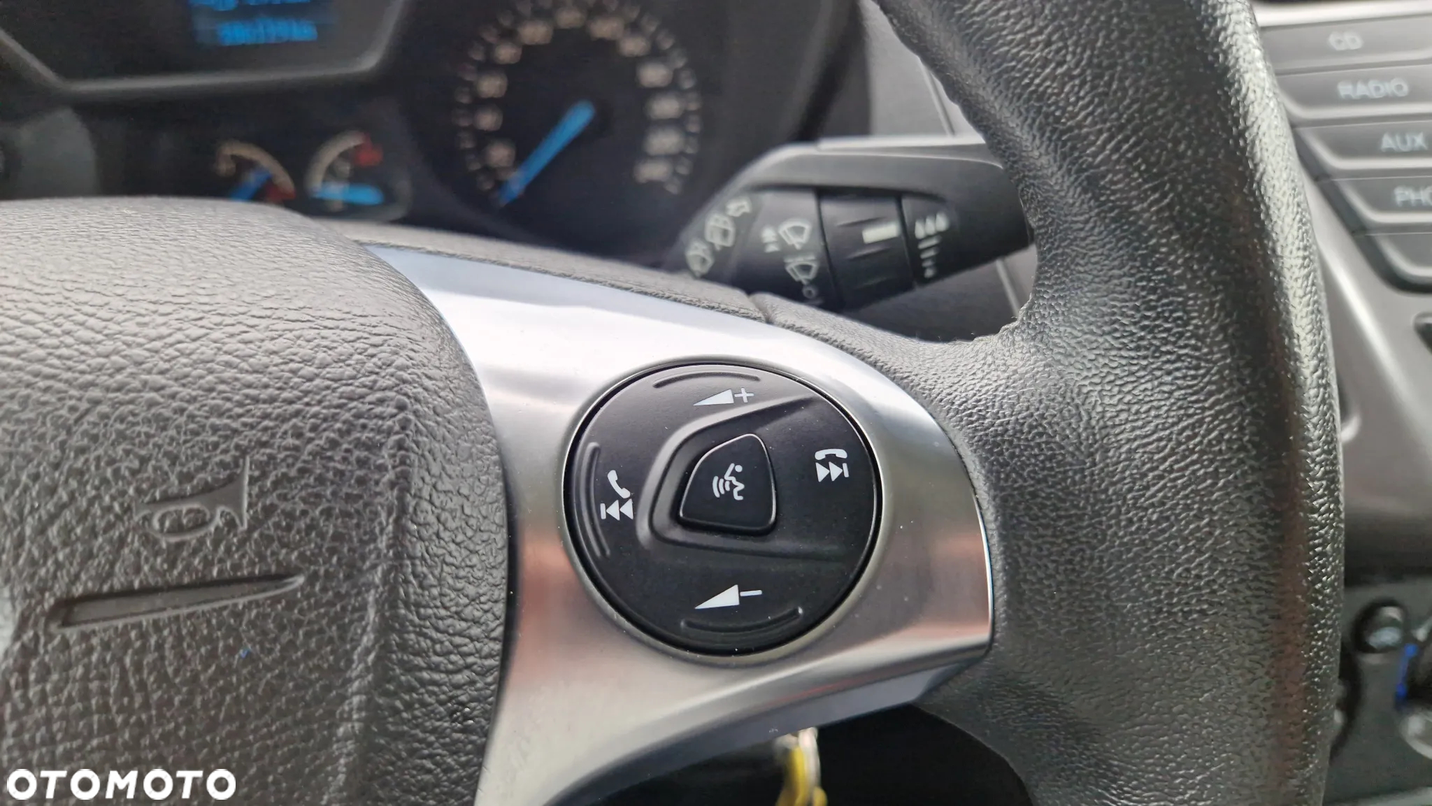 Ford Tourneo Connect Grand - 19