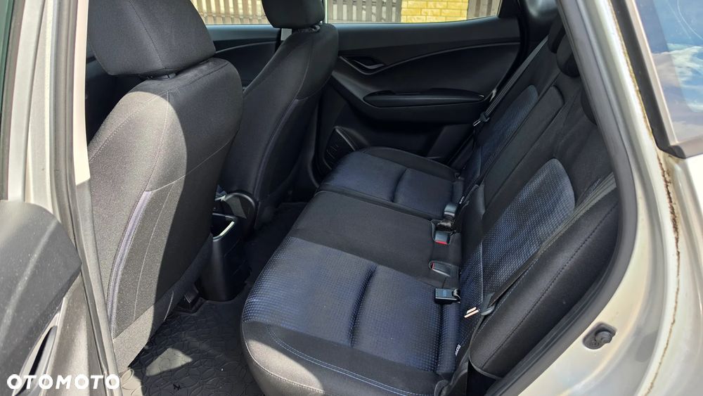 Hyundai ix20 1.4 blue Comfort - 20