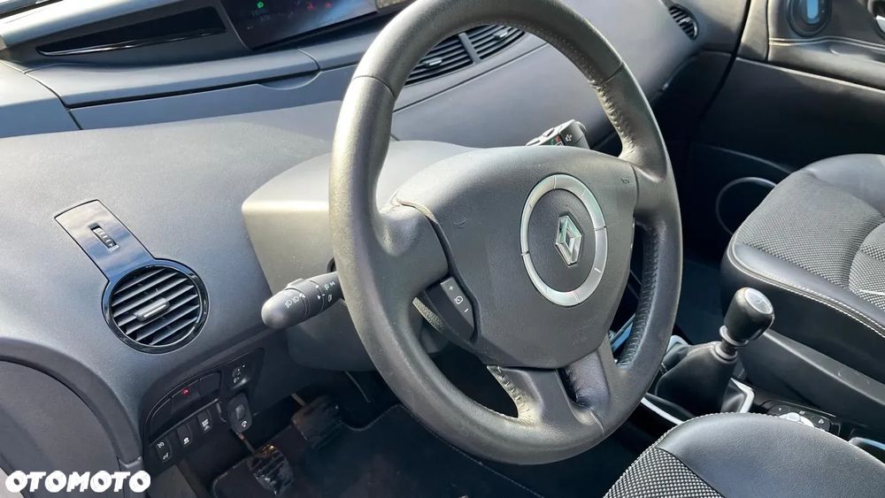 Renault Grand Espace 2.0 dCi 150 FAP Celsium - 18