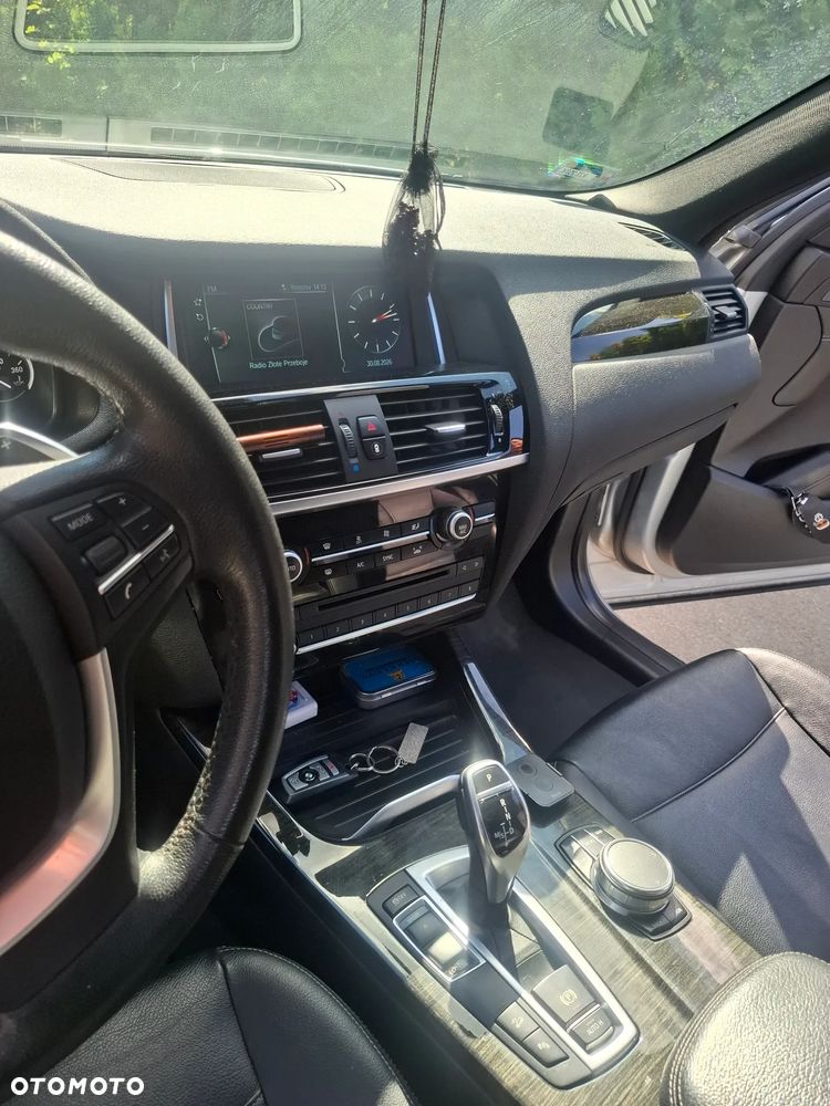 BMW X4 xDrive28i xLine - 8