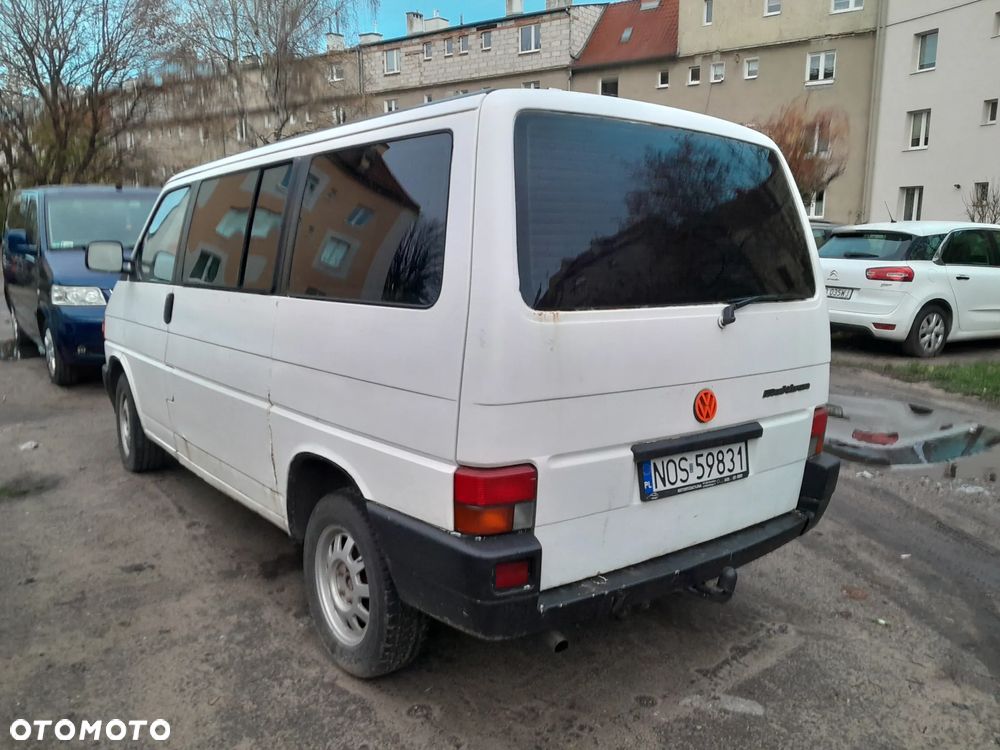 Volkswagen Multivan - 4