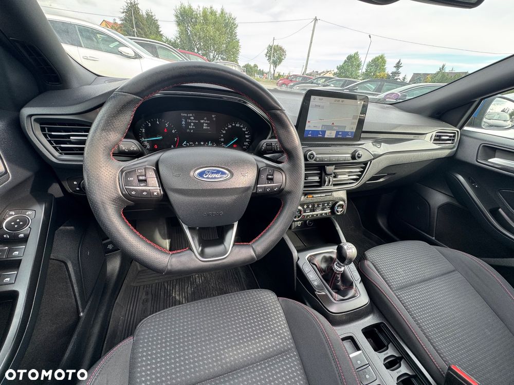 Ford Focus SW 1.0 EcoBoost S&S ST-LINE - 15