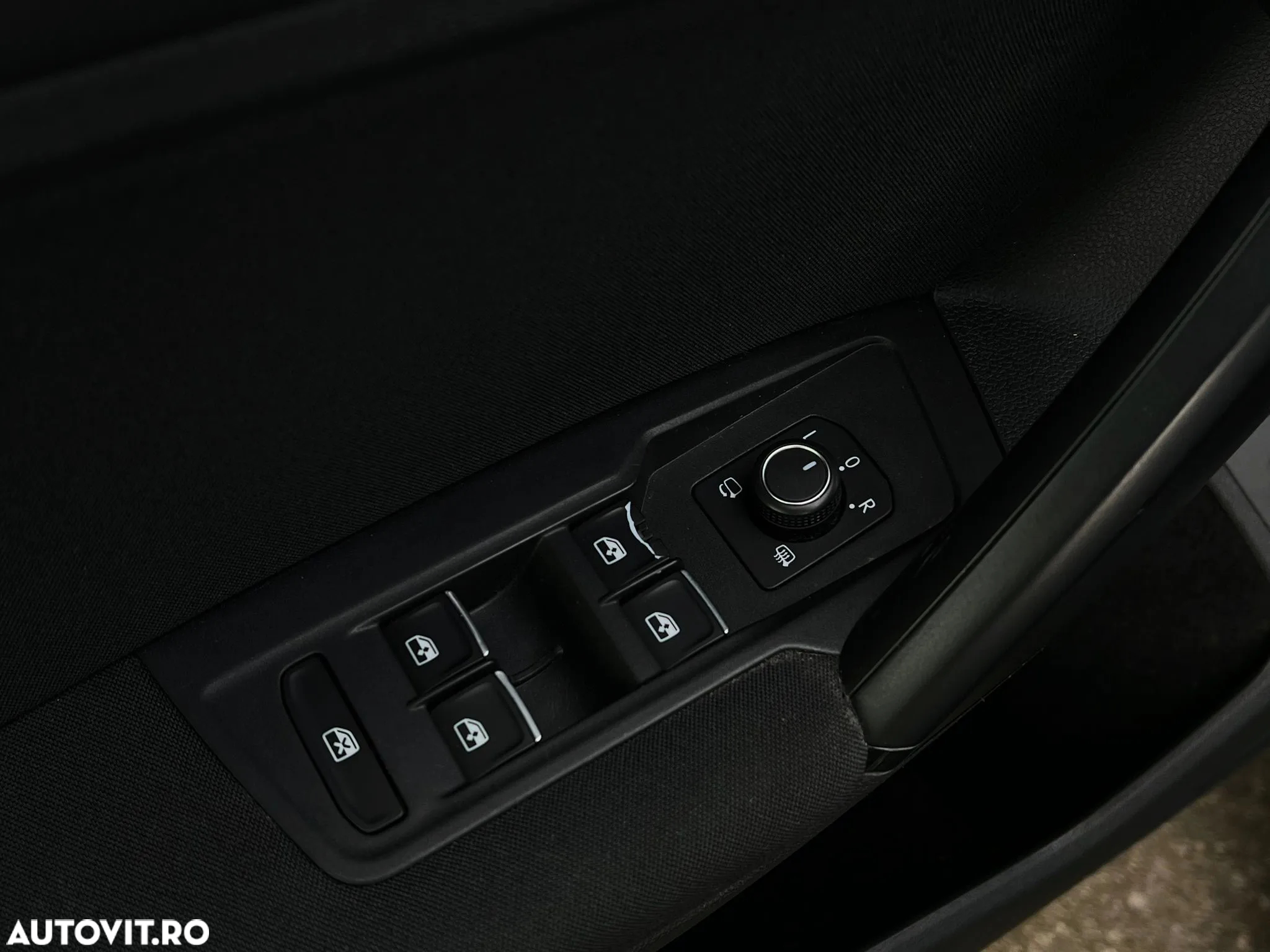 Volkswagen Tiguan 2.0 TDI DPF DSG Comfortline - 30