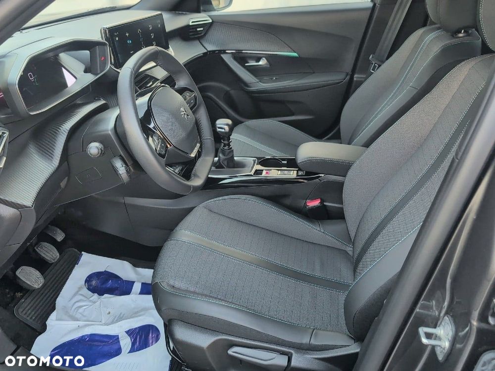 Peugeot 2008 1.2 PureTech Allure Pack S&S - 10