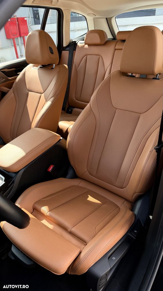 BMW X3 xDrive20i AT xLine - 14