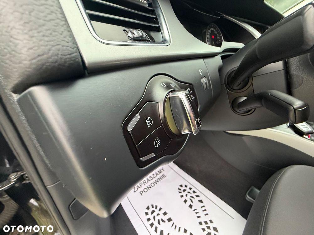 Audi A4 Avant 2.0 TDI - 17