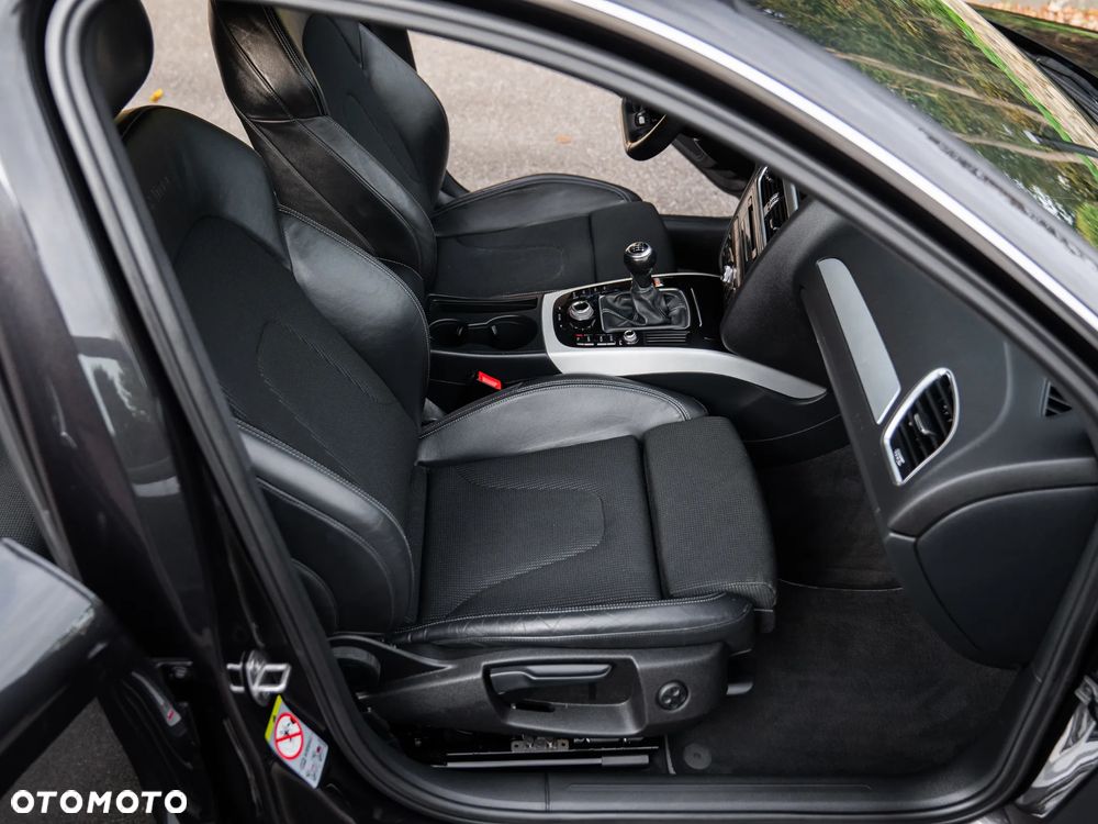 Audi A4 Avant 2.0 TDI DPF S line Sportpaket - 27