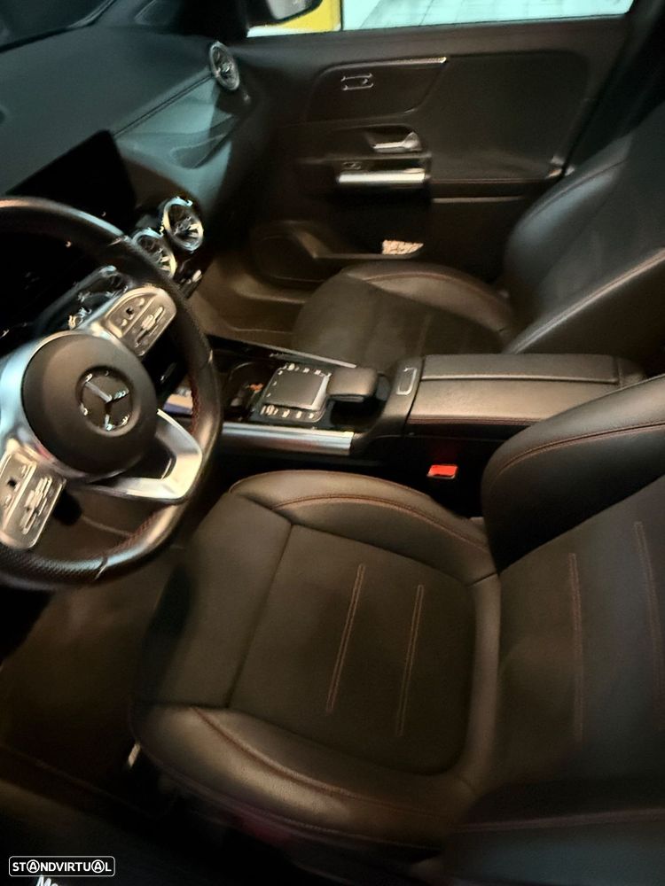 Mercedes-Benz GLA 180 d AMG Line - 3