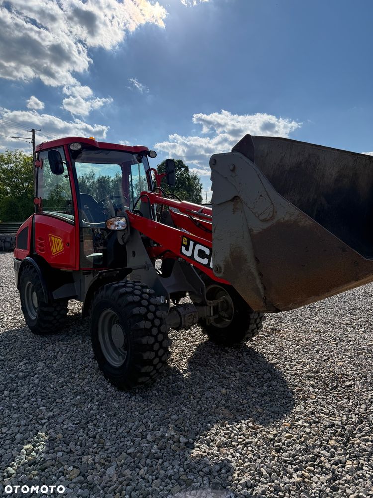 JCB 406 - 2