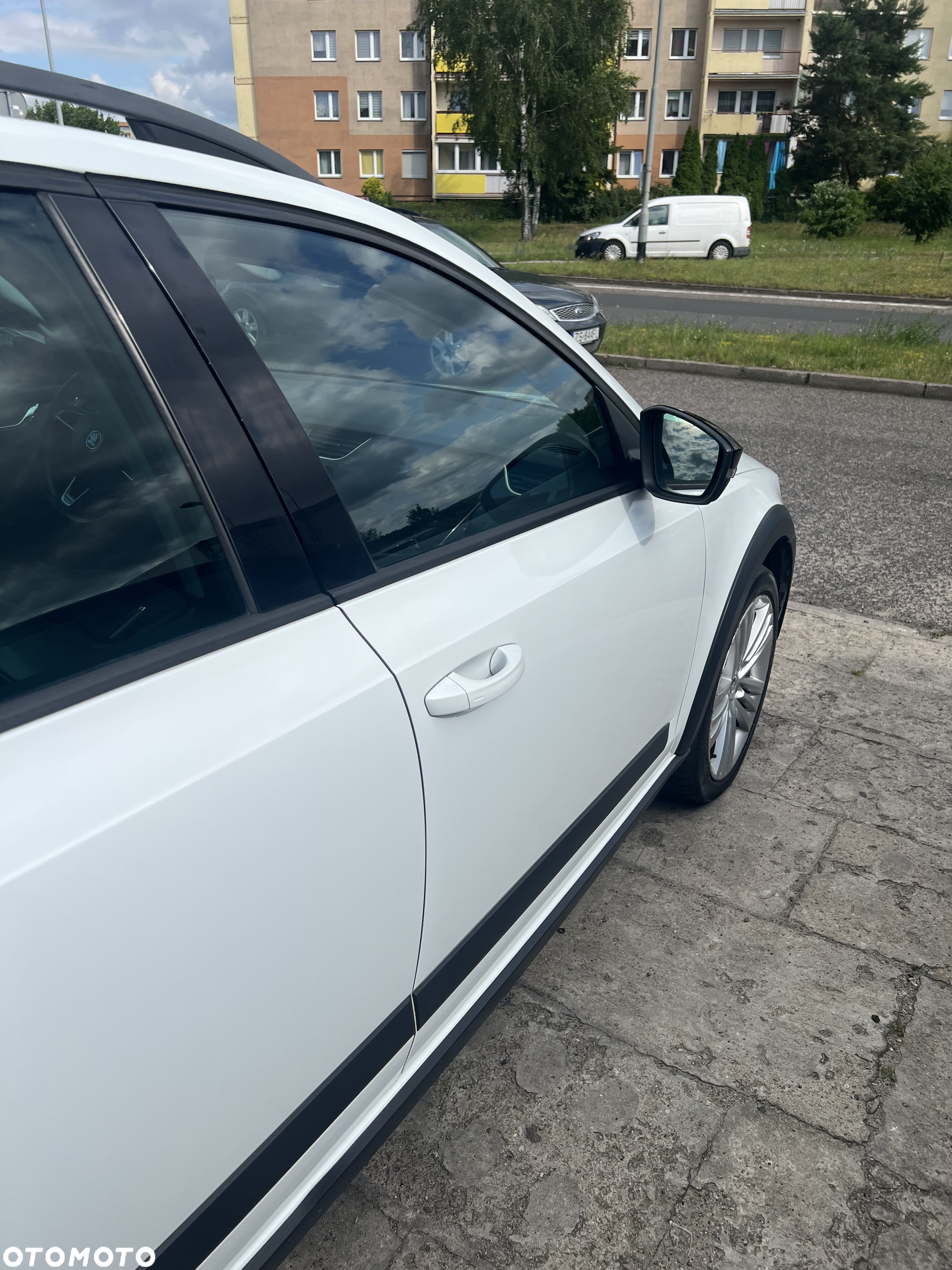 Skoda Octavia Scout 2.0 TDI 4x4 DSG - 12