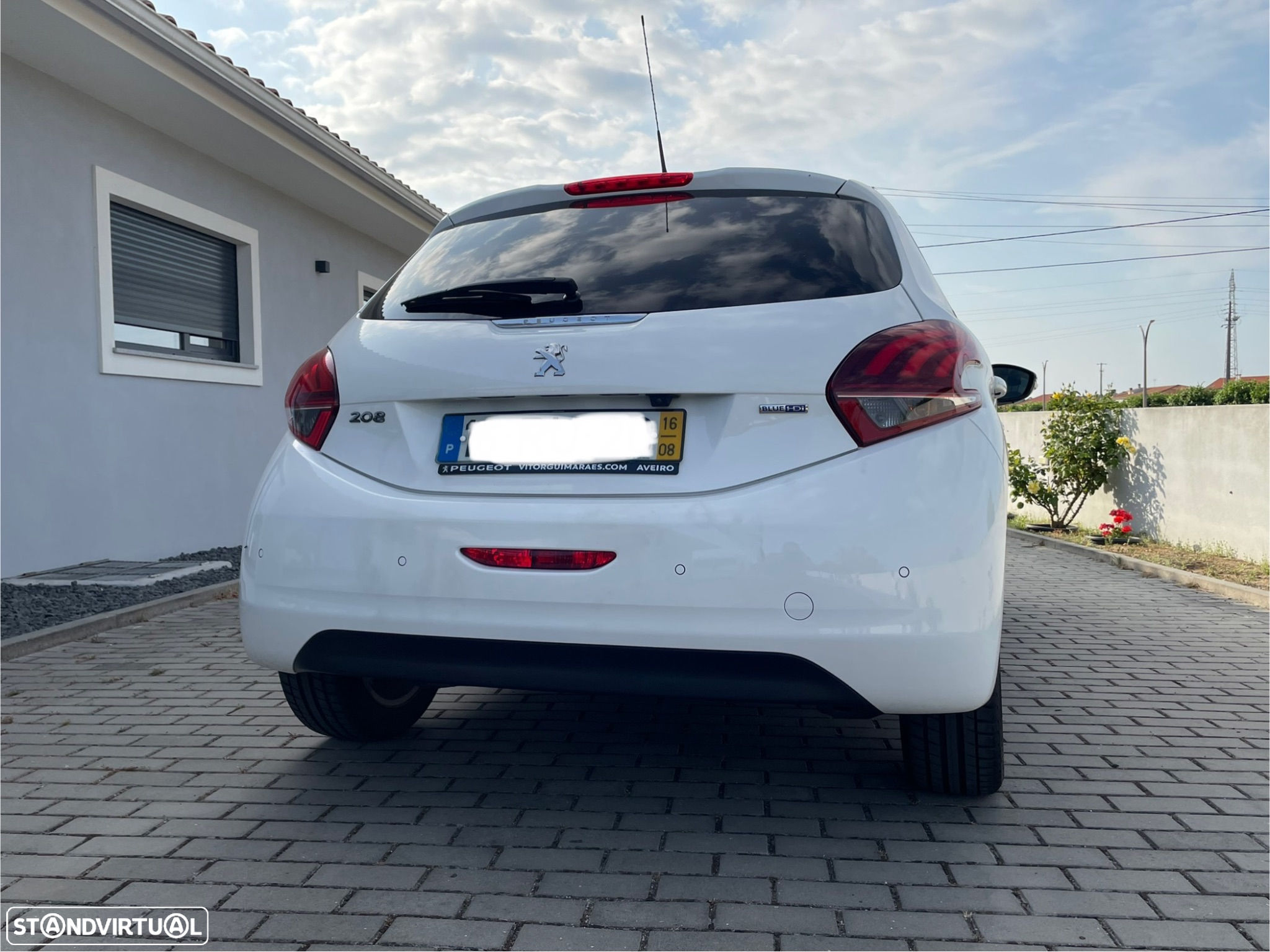 Peugeot 208 1.6 BlueHDi Allure - 3