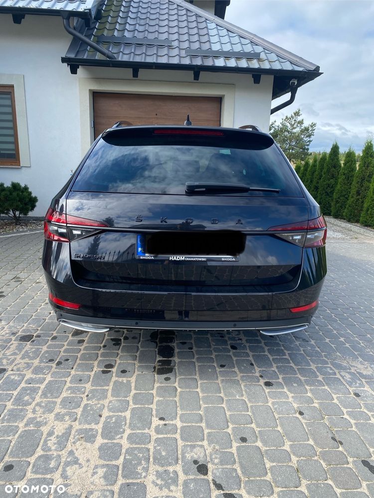 Skoda Superb 2.0 TDI SCR Sportline DSG - 14