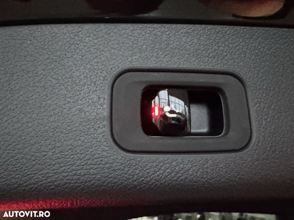 Mercedes-Benz GLC 220 d 4Matic 9G-TRONIC AMG Line Advanced - 10