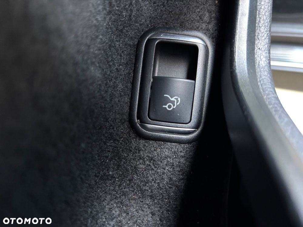 Mercedes-Benz Klasa E 250 - 13