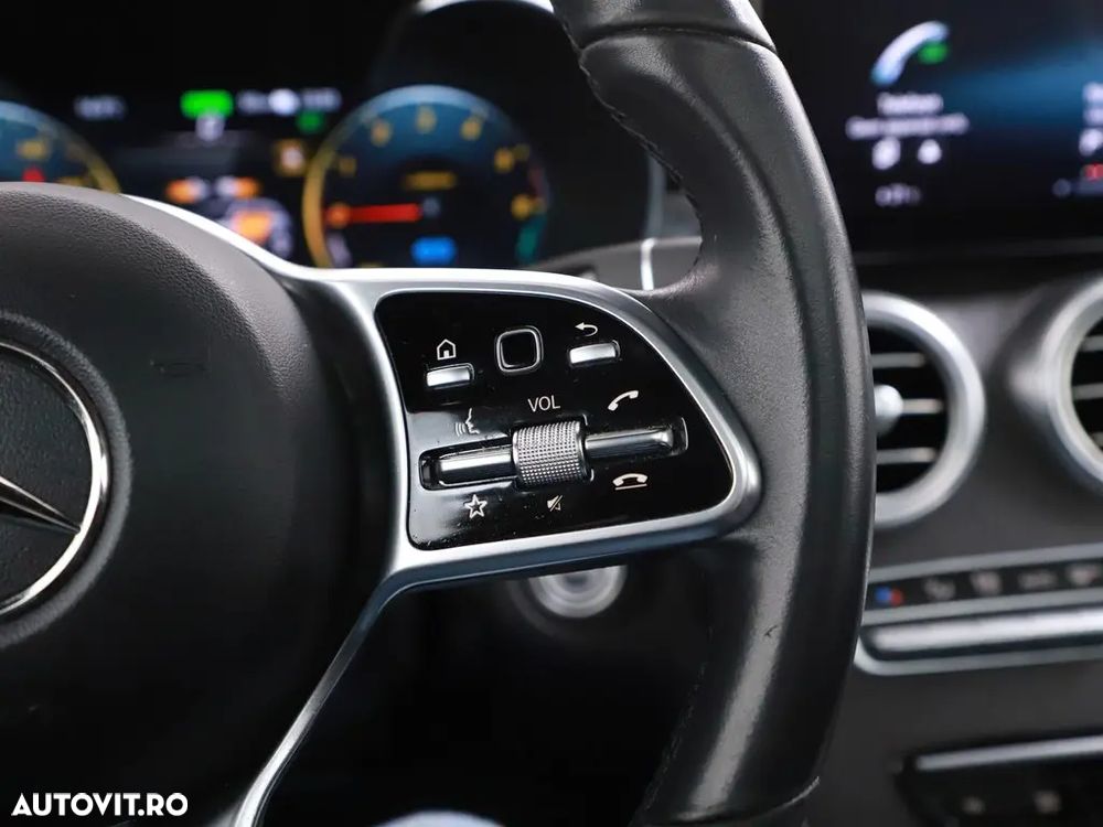 Mercedes-Benz GLC 300 de 4MATIC - 24