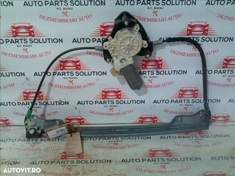 macara geam usa dreapta fata renault clio simbol an fabr. 2010 - 1