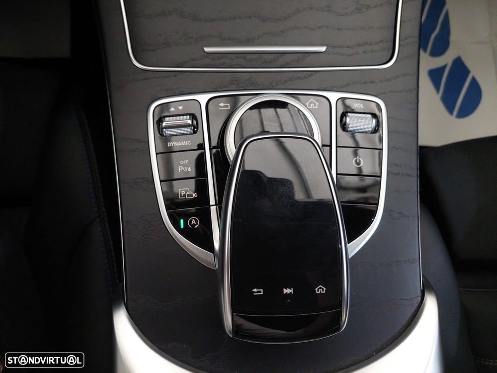Mercedes-Benz C 220 d Station 9G-TRONIC Night Edition - 25