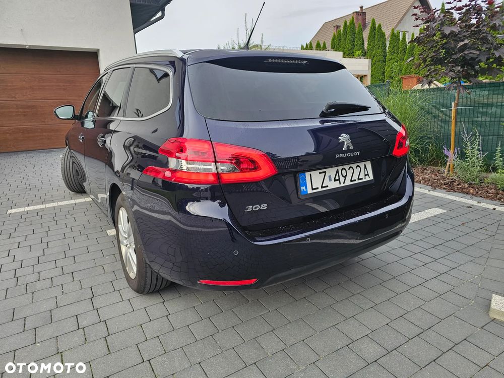 Peugeot 308 BlueHDi 130 Stop & Start Allure - 23
