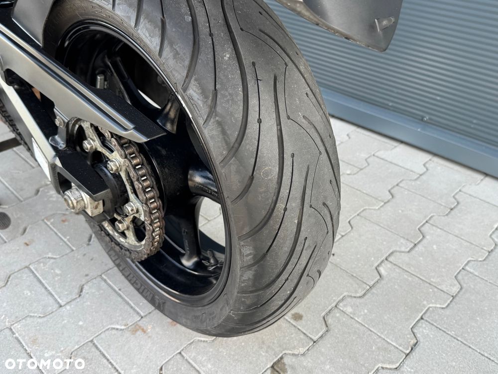 Yamaha FZ6 - 19