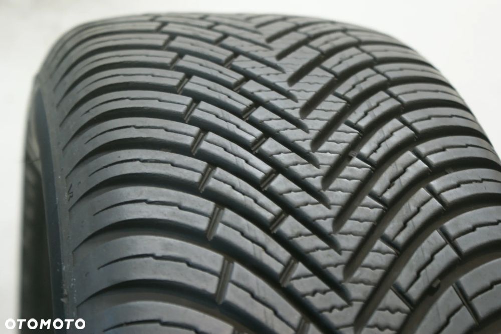 całoroczne 205/65R15 VREDESTEIN QUATRAC 6,4mm 2024r  R3537 . - 2