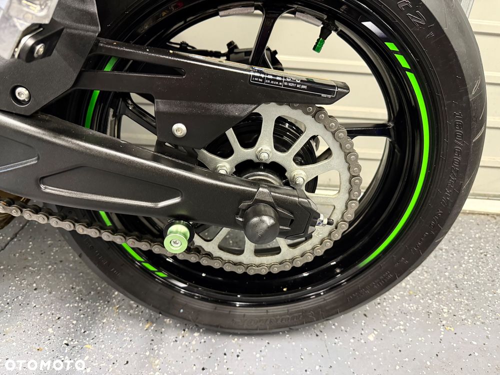 Kawasaki Ninja - 12