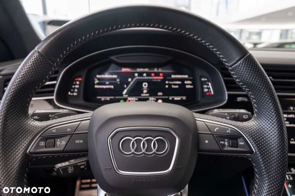 Audi SQ8 TDI quattro tiptronic - 16