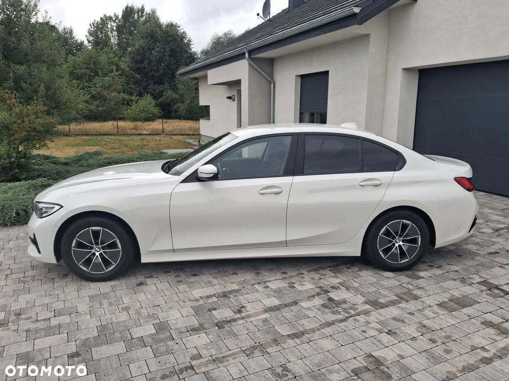 BMW Seria 3 318i Advantage - 3