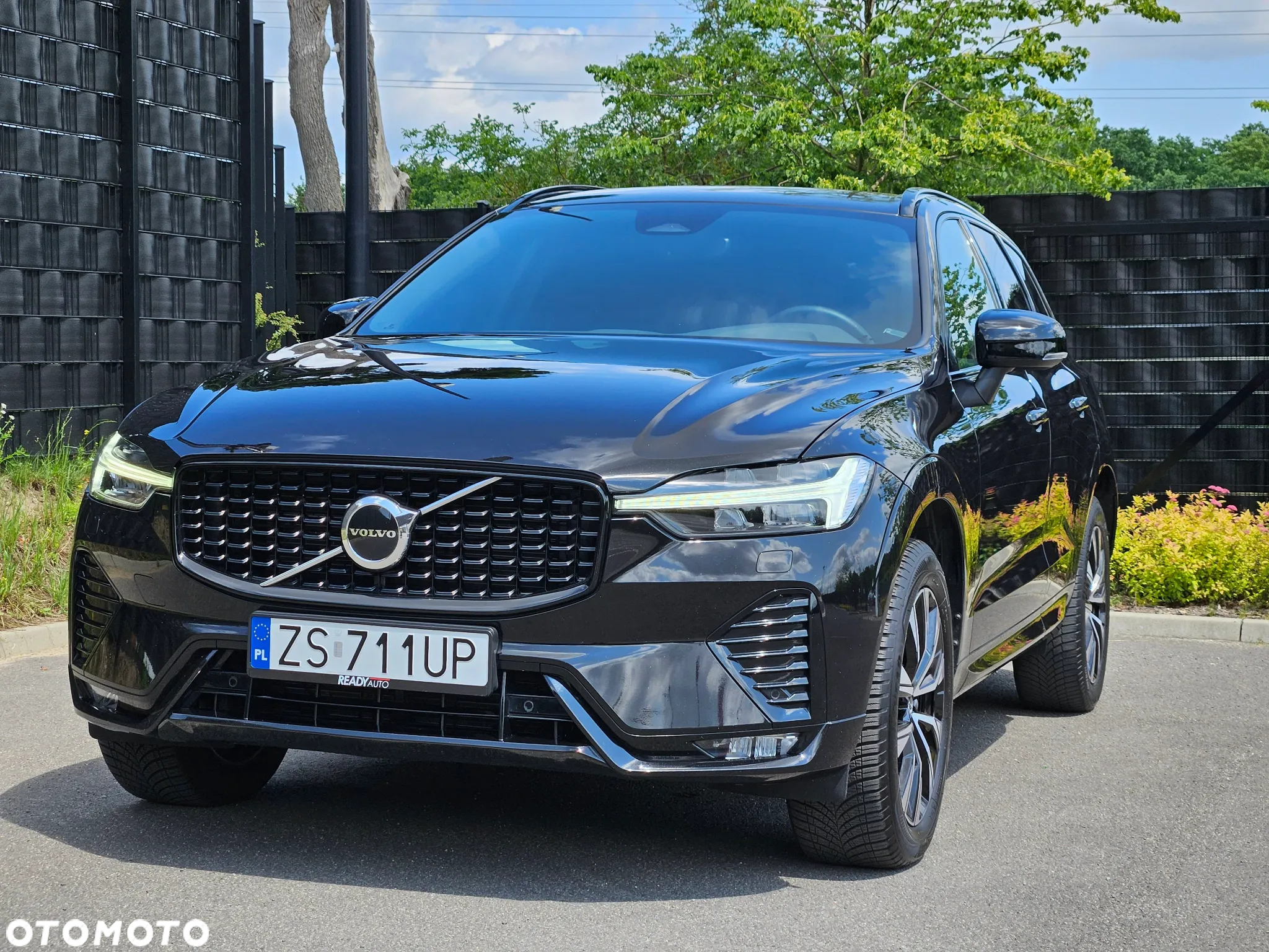 Volvo XC 60 B4 D AWD Plus Dark - 12