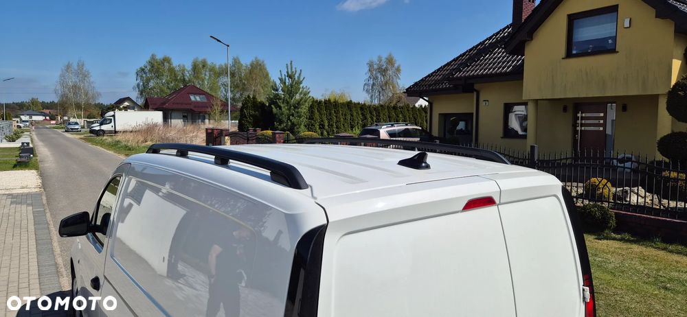 Volkswagen Caddy - 12