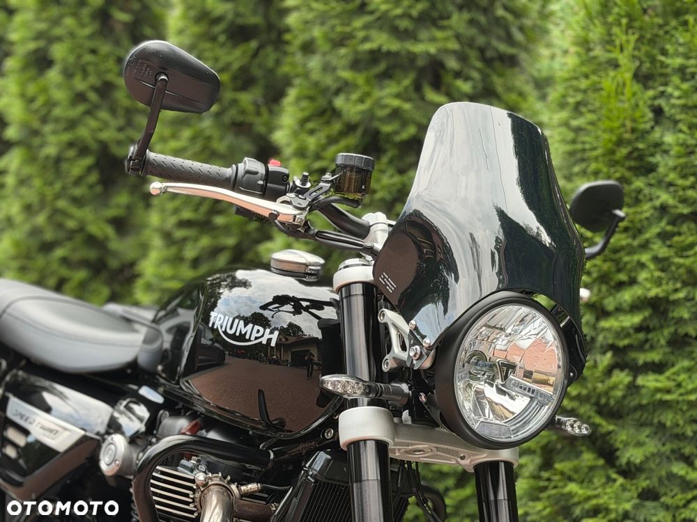 Triumph Speed Twin - 11