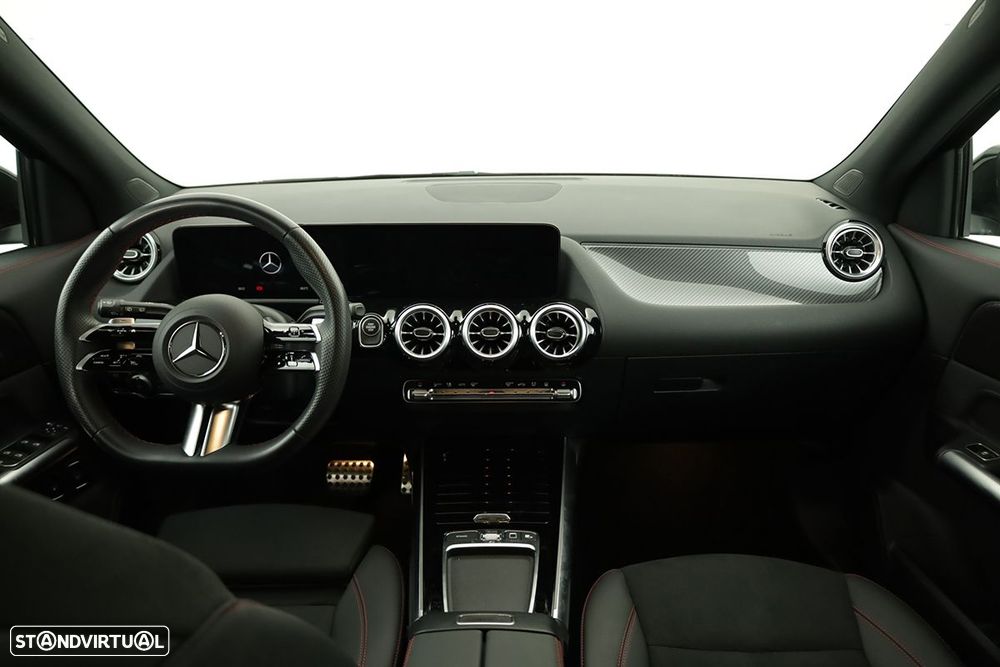 Mercedes-Benz GLA 250 e - 8