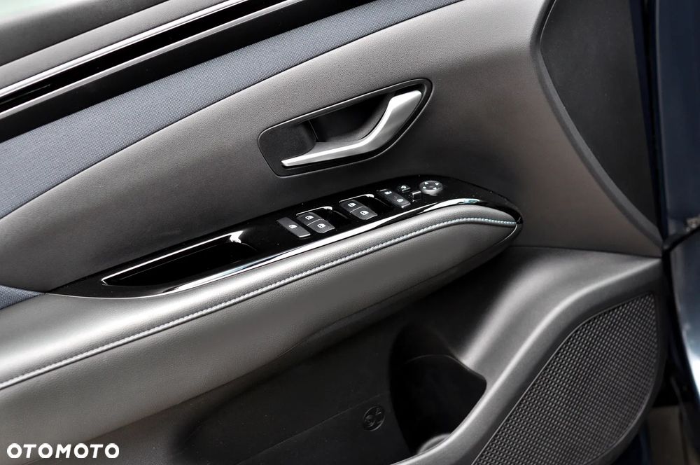 Hyundai Tucson 1.6 T-GDi HEV 2WD Advantage - 18