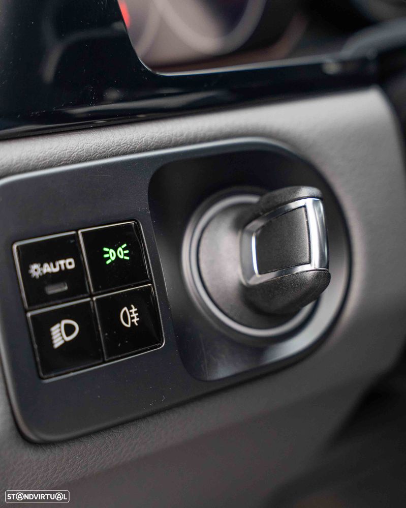 Porsche Cayenne Tiptronic S - 23