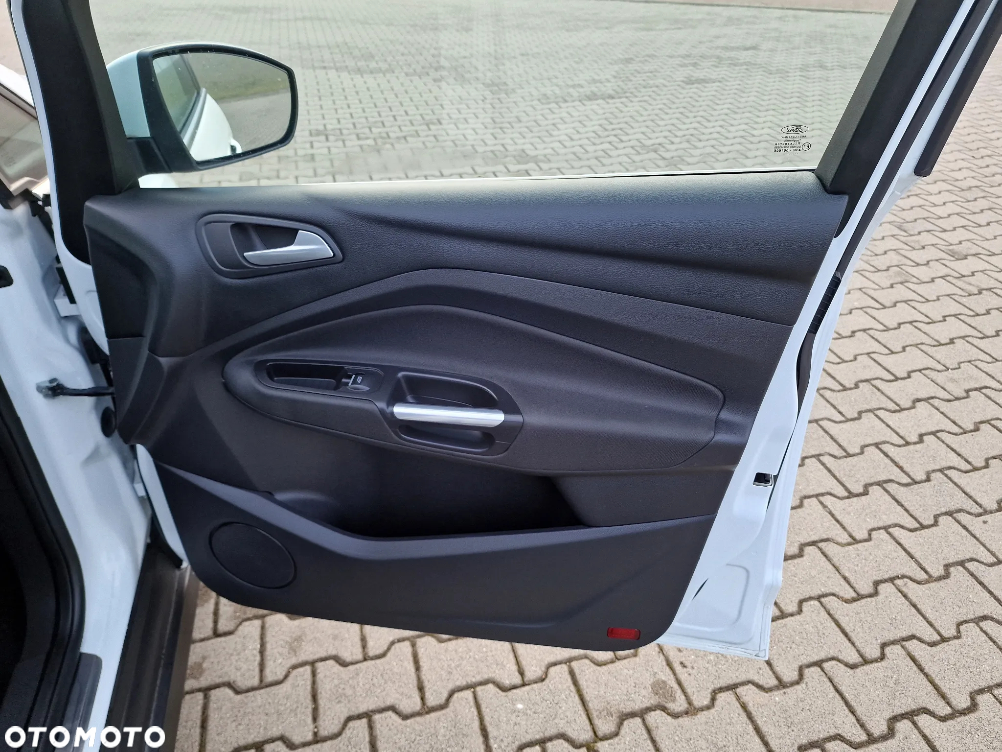 Ford Grand C-MAX 2.0 TDCi Start-Stopp-System Titanium - 29