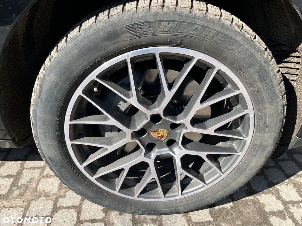Porsche Macan - 10