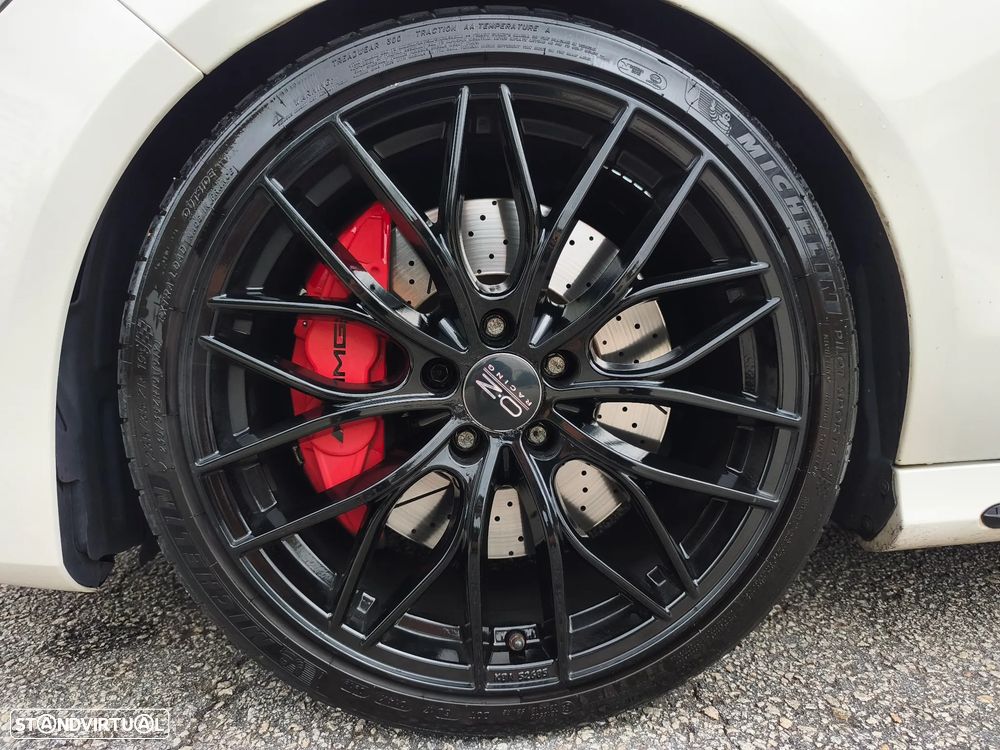 Mercedes-Benz CLA 45 AMG 4-Matic - 6
