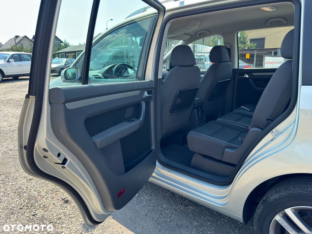 Volkswagen Touran 1.9 TDI Trendline - 17